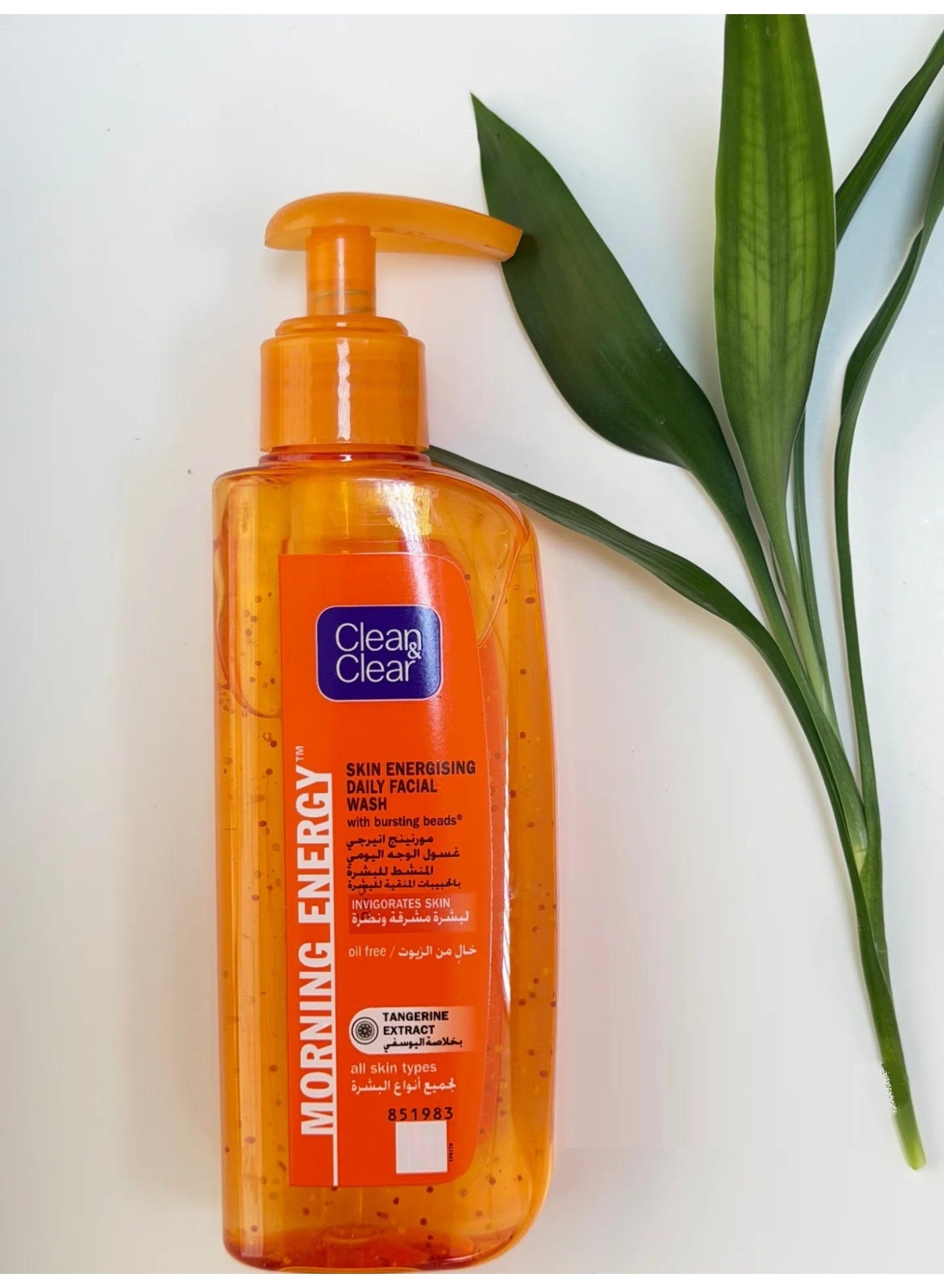 clean & clear, cool dry, daily face, dry place, every day, every wash, excess oil, eye area, facial wash, gentle yet, invigorates skin, skin dry, skincare, tangerine extract, wash daily