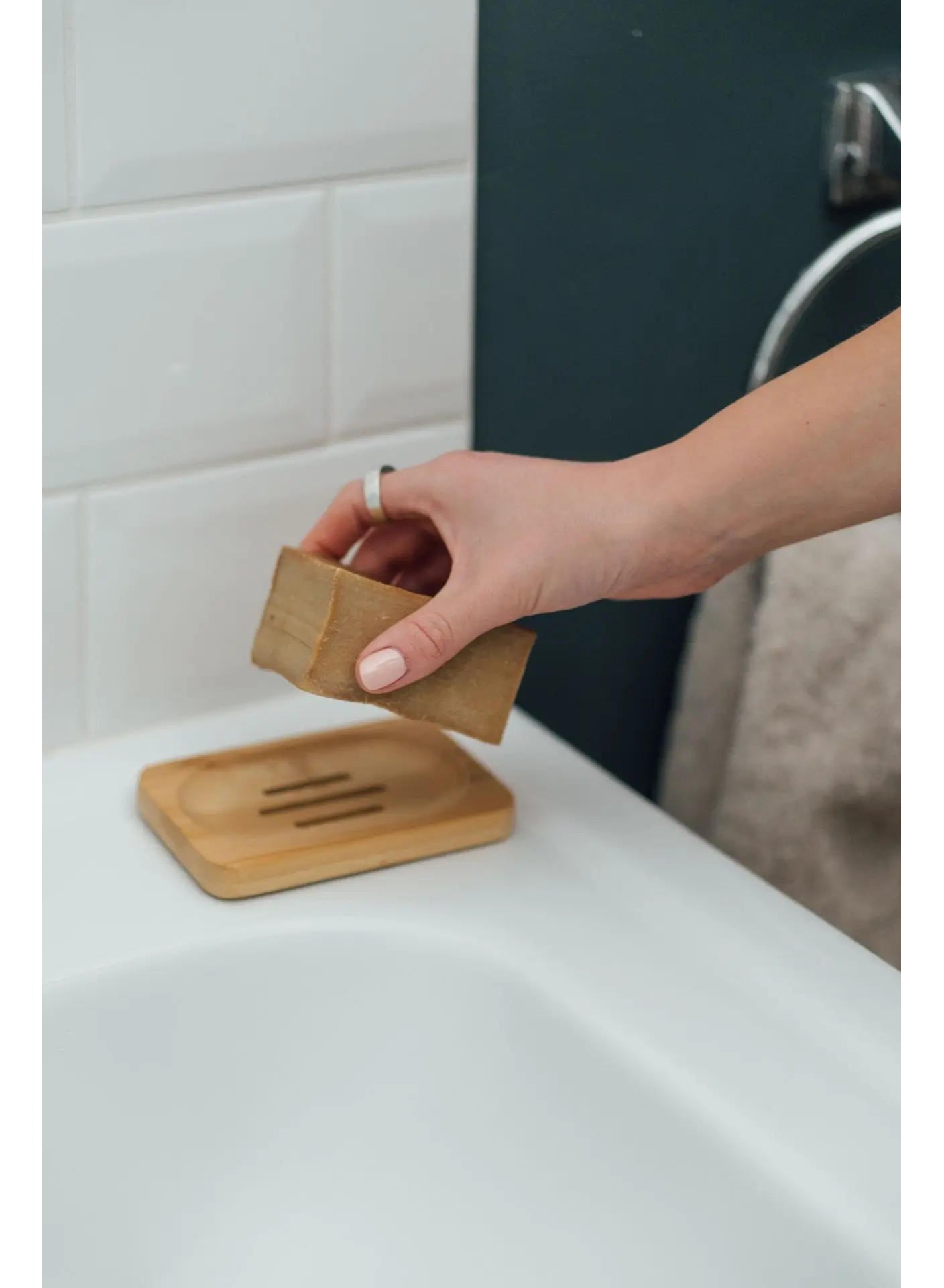 aleppo soap, aleppo soap bar, bar natural, bar natural olive, handmade aleppo, natural olive, natural olive oil, nourishing skin, oil soap, olivant, olive oil, olive oil soap, skin 160g, soap bar, soap bar natural