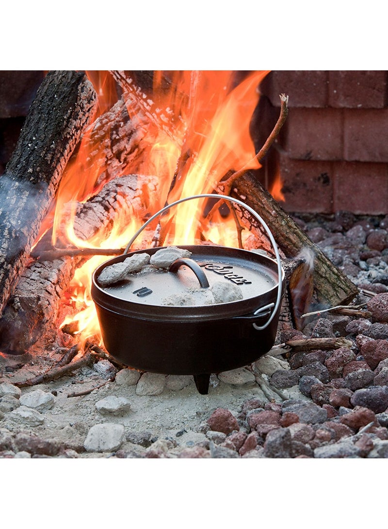 Lodge 4 Quart Camp Dutch Oven