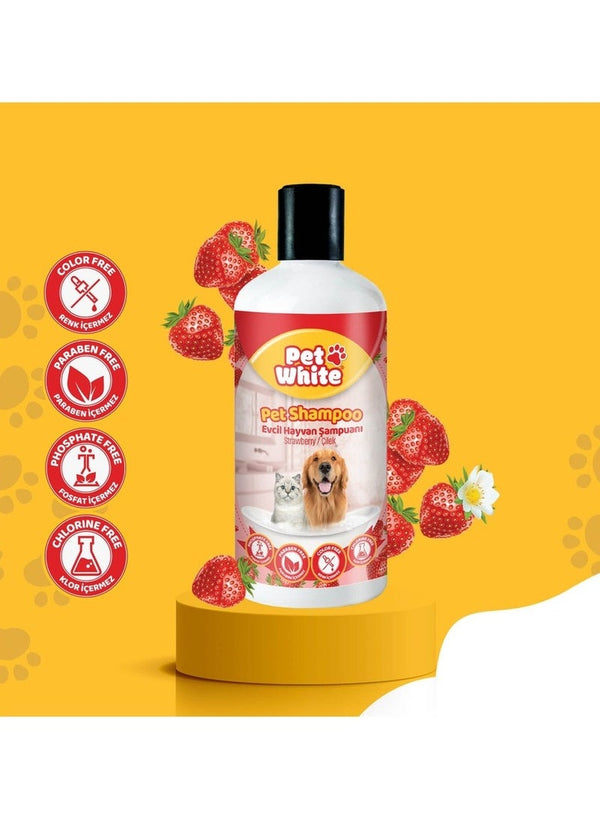 Pet White Strawberry Scented Shampoo 500ML