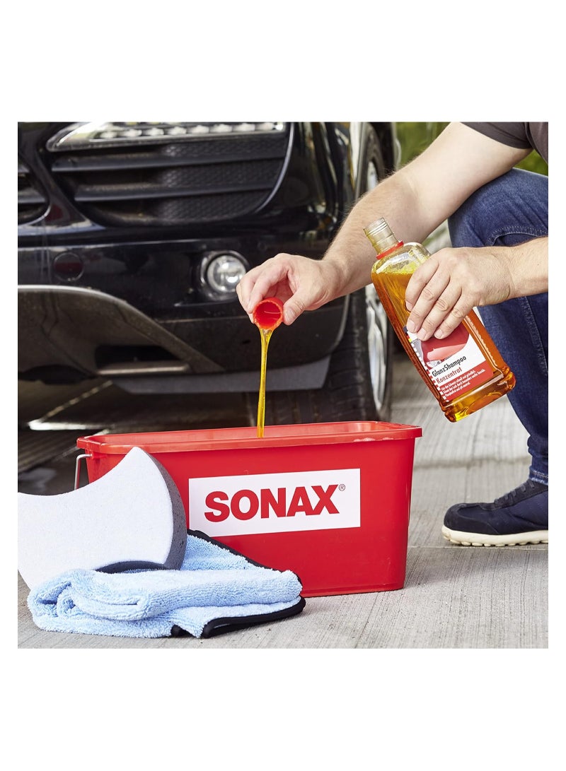 SONAX Gloss Shampoo 1000 ML - Premium Car Care