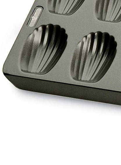 Chicago Metallic Non Stick Mould Black 40x90cm