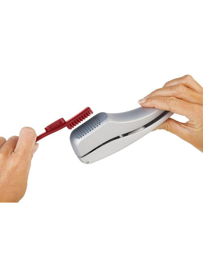 Zyliss Aluminium Garlic Press - Premium Kitchen Tool