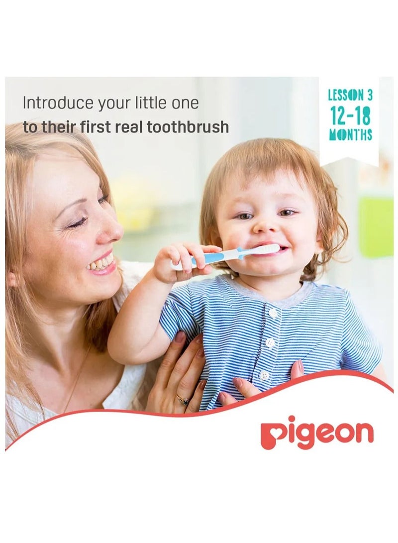 Pigeon Lesson 3 Training Toothbrush - Blue