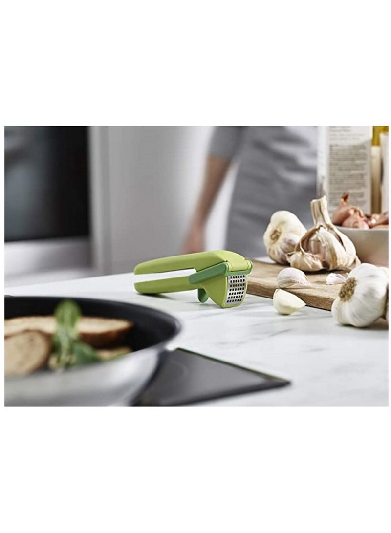 Joseph Joseph Garlic Press Mincer Green